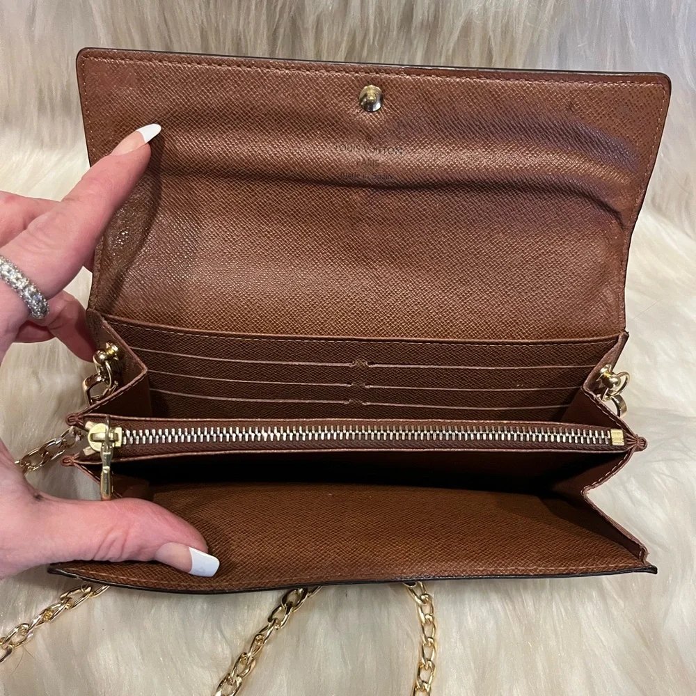 Louis Vuitton Brown Monogram Chain Shoulder Bag with Gold Hardware